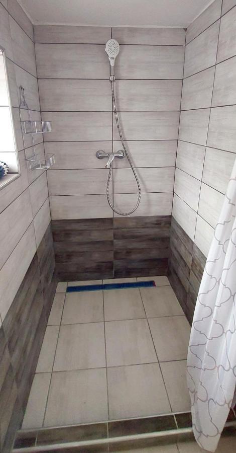 Apartmán Kikoeto Vendeghaz *